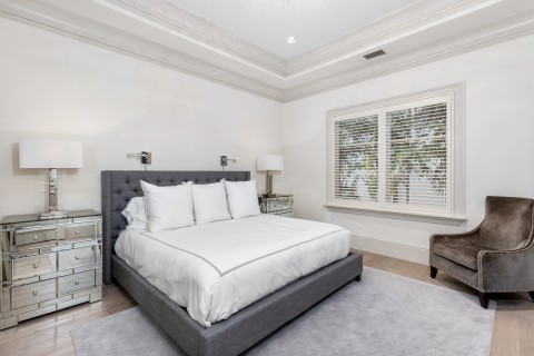 81-guest-bed-2.jpg
